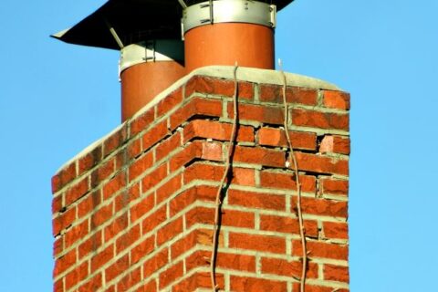 Fireplace Chimney needing tuckpointing